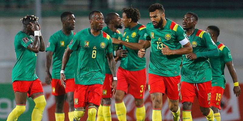 Ai là cầu thủ xuất sắc nhất lịch sử đội tuyển bóng đá quốc gia Cameroon ?